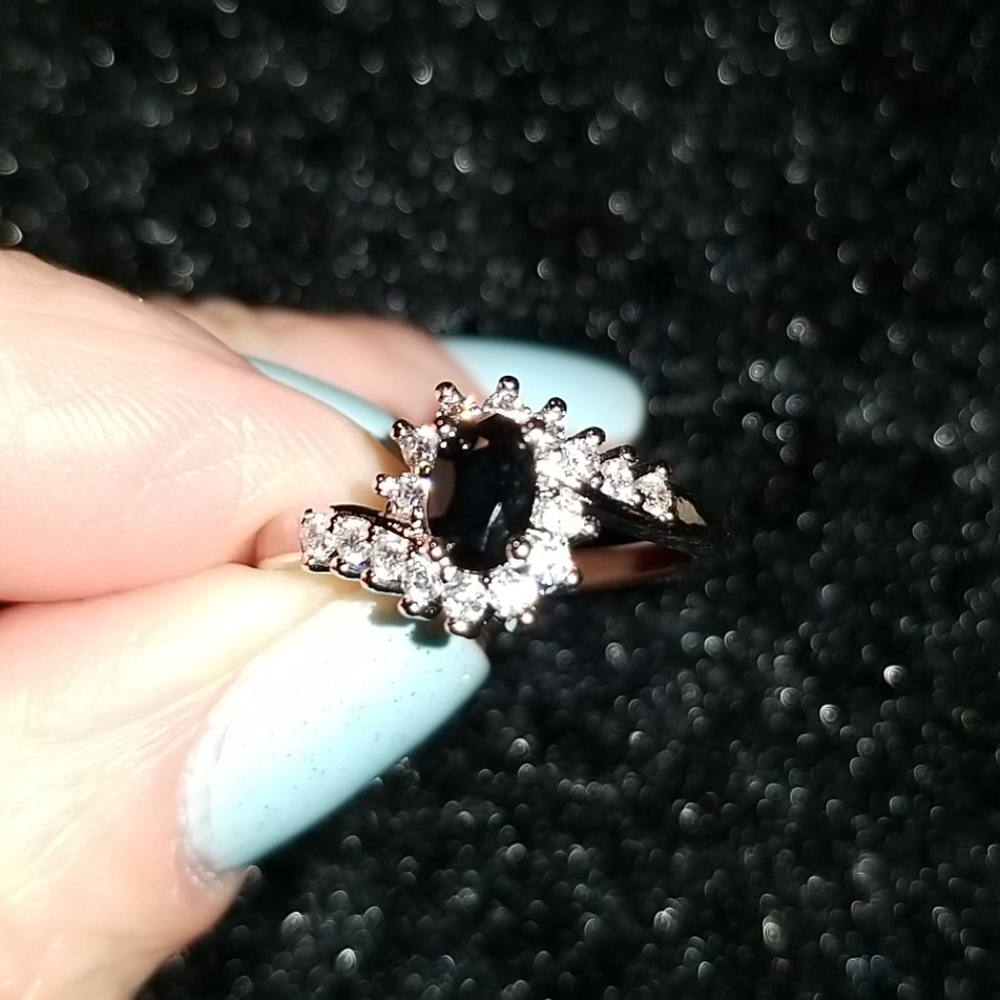 Ring, size 6 - Picture 3 of 4